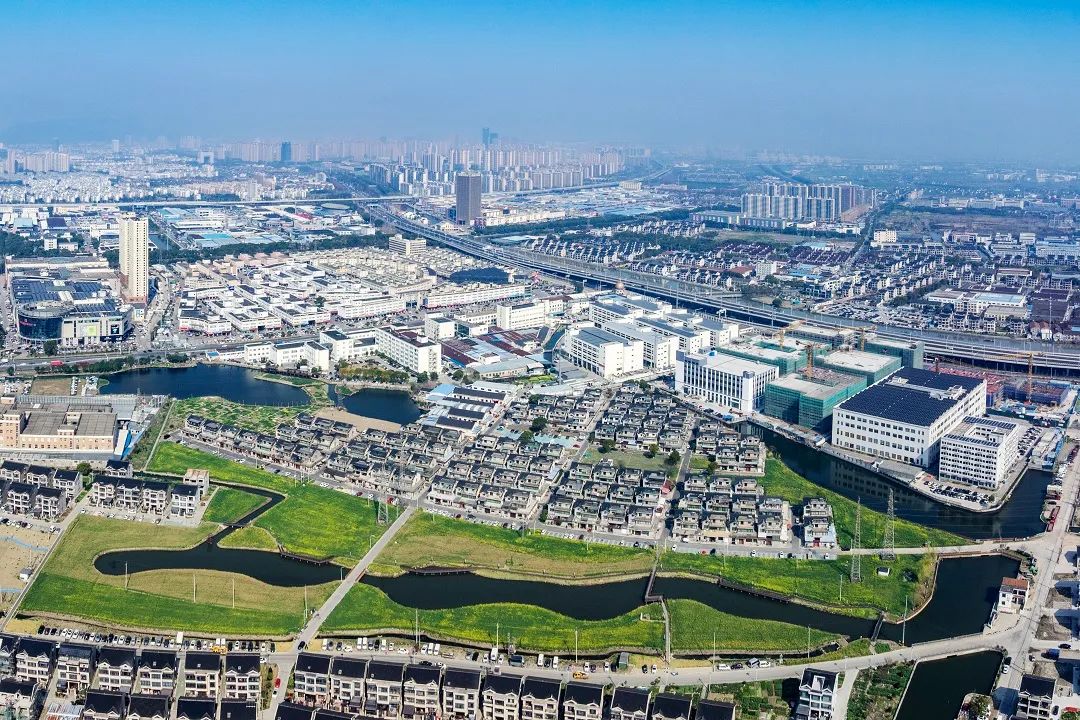 1742965970117347.jpg 640.jpg